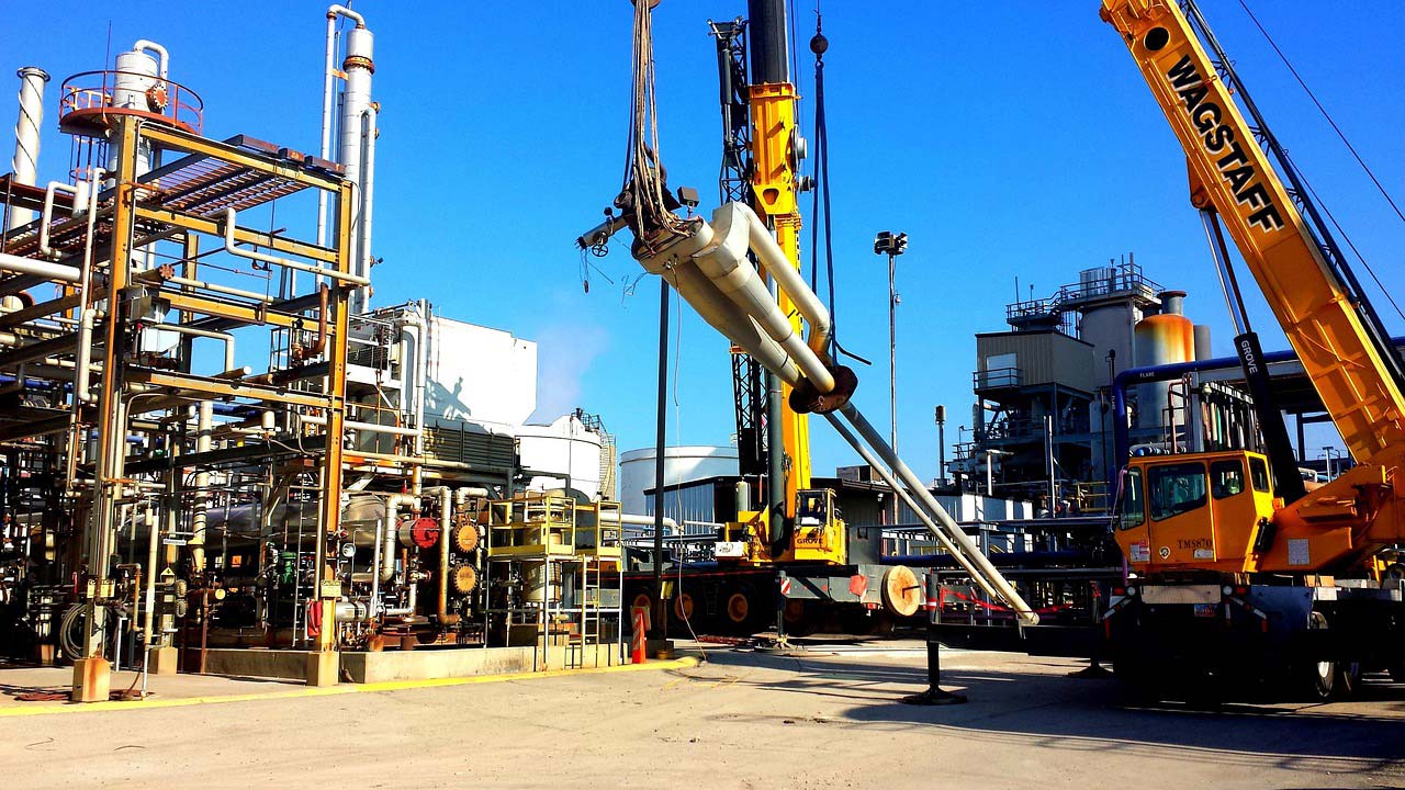 The Surprising Facts About the Future of Oil and Gas Industry [New Data 2025] - Domestic Drilling and Operating